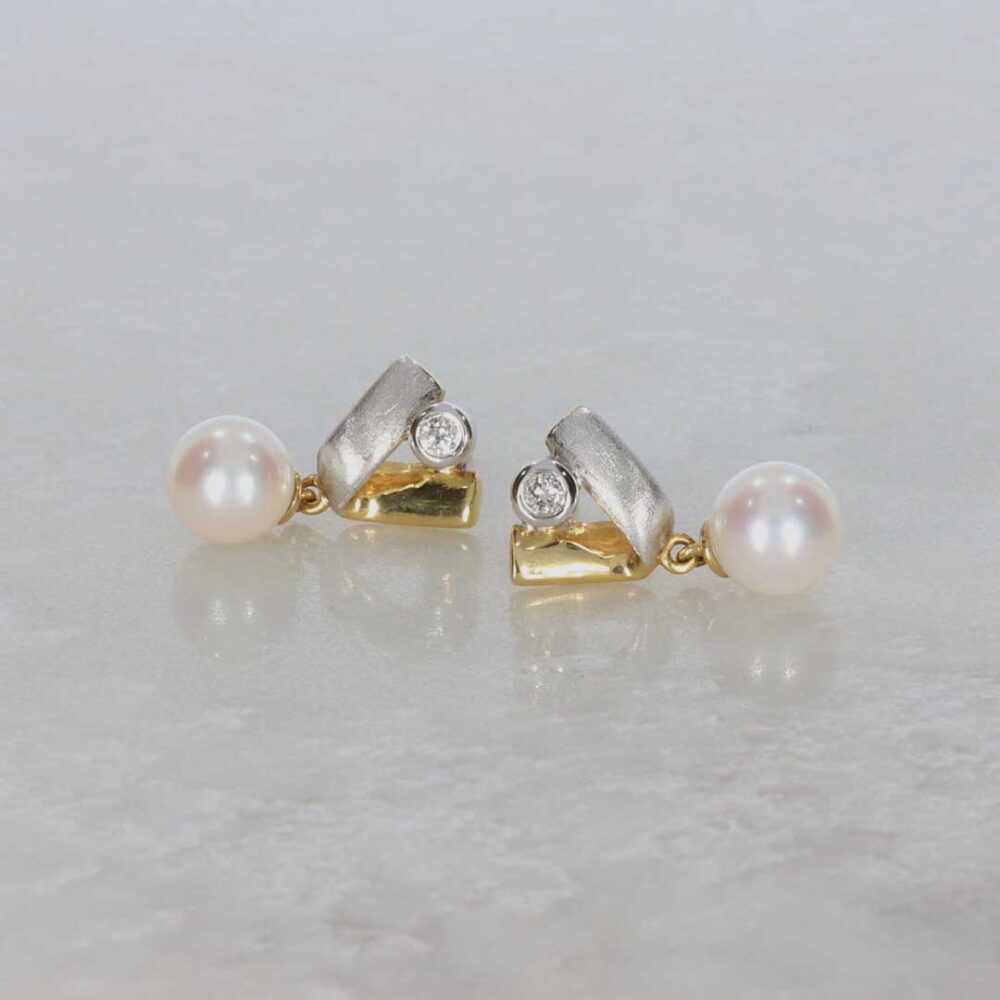 Pearl and Diamond Earrings Heidi Kjeldsen Jewellery A0111 still