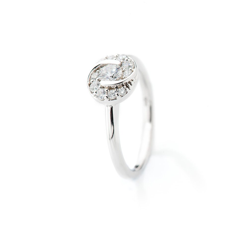 Heidi KIjeldsen Glorious Diamond Swirl Ring ALT1 R1102