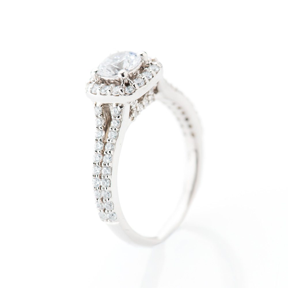 Heidi Kjedsen Elegant Diamond Square Shaped Cluster Ring R1109