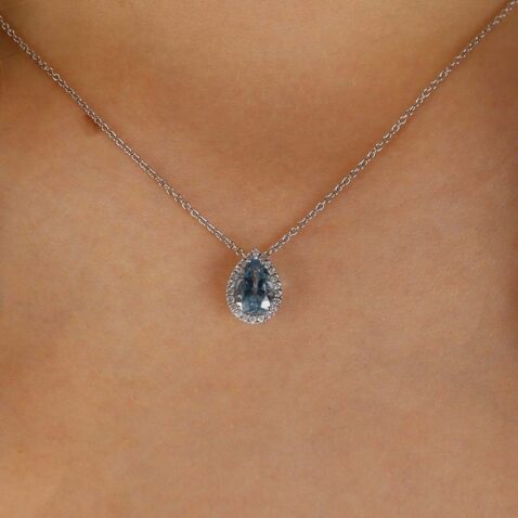 Aquamarine and Diamond Pendant Heidi Kjeldsen Jewellery P1142 model2 (2)