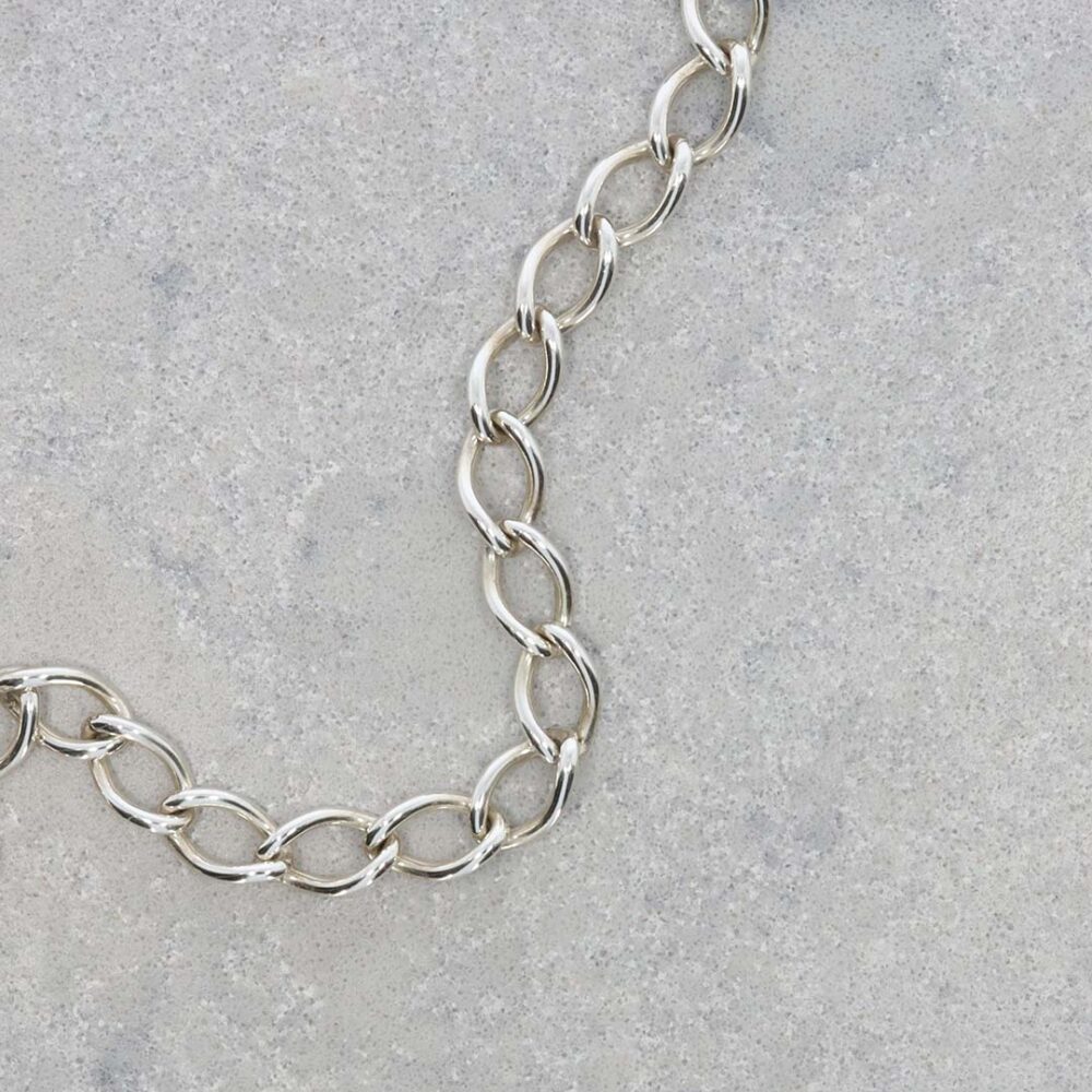 Helle Curb Silver Bracelet Heidi Kjeldsen Jewellery BL968 still