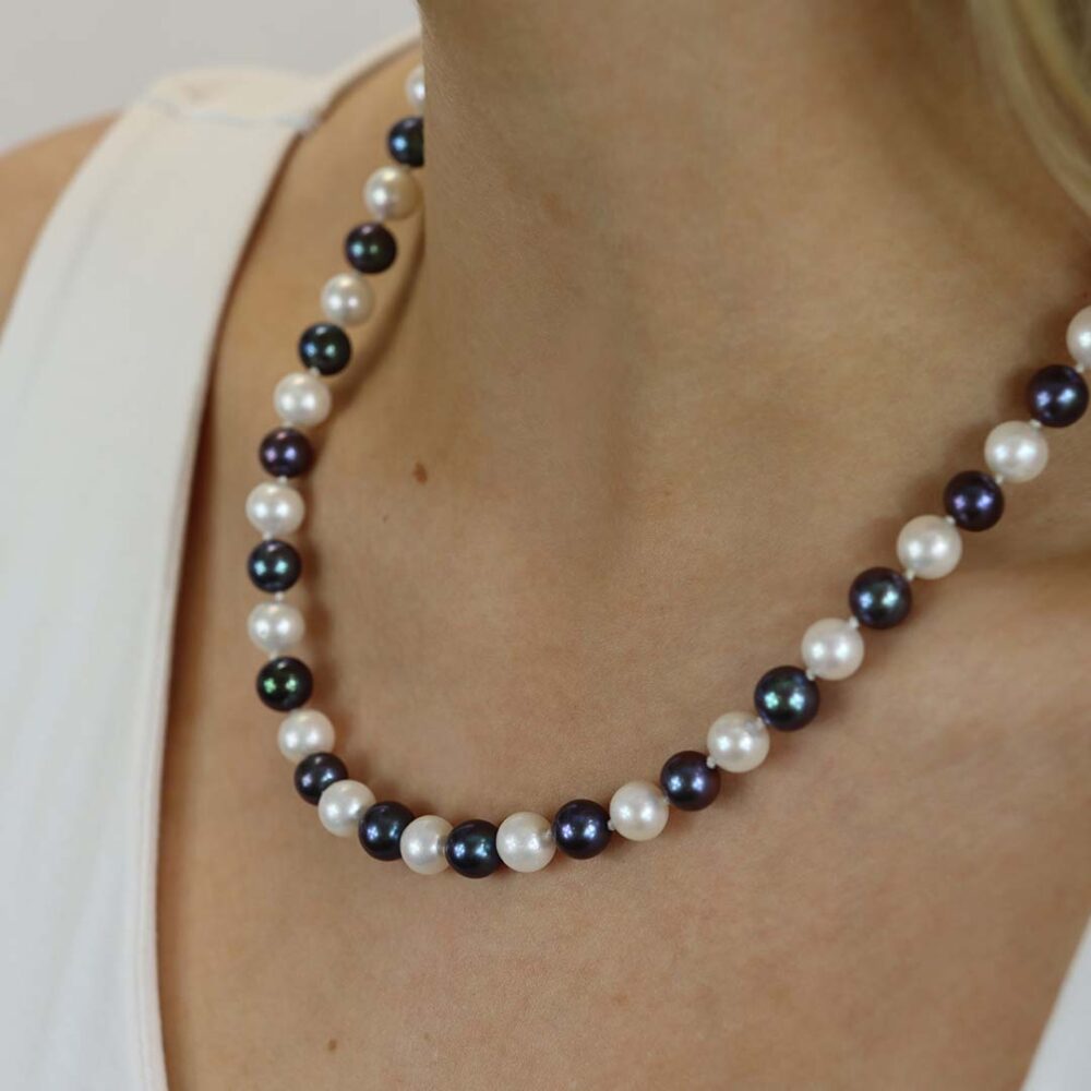 Grete Black WHite Cultured Pearl Necklace Heidi Kjeldsen Jewellers NL1217