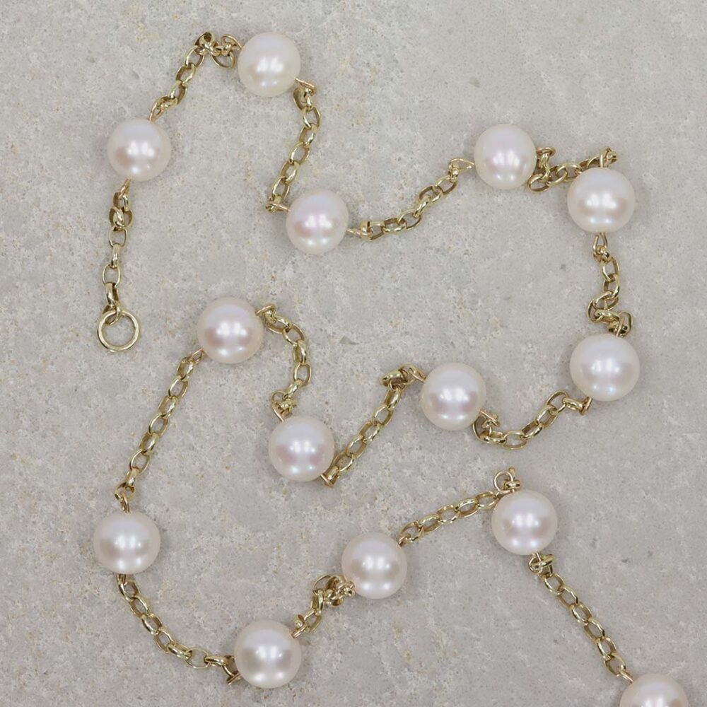 Margit Cultured Pearl and Gold Necklace Heidi Kjeldsen Jewellery NL1212 stil