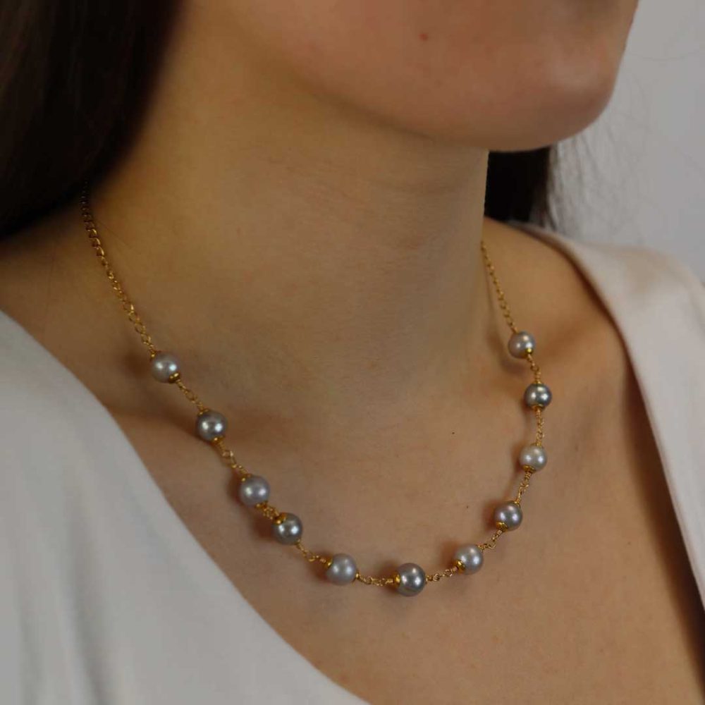 Grey Pearl Necklace by Heidi Kjeldsen Jewellery NL1293 Model