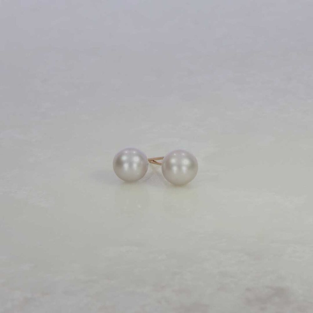 Grey Cultured Pearl Earrings By Heidi Kjeldsen Jewellers ER1744 still