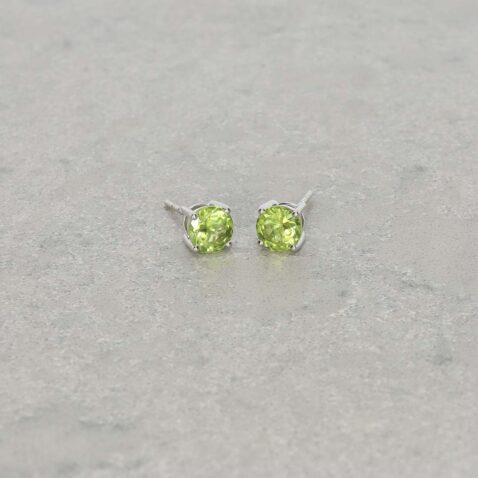 Nanna Peridot Earrings Heidi Kjeldsen Jewllers ER2564 still