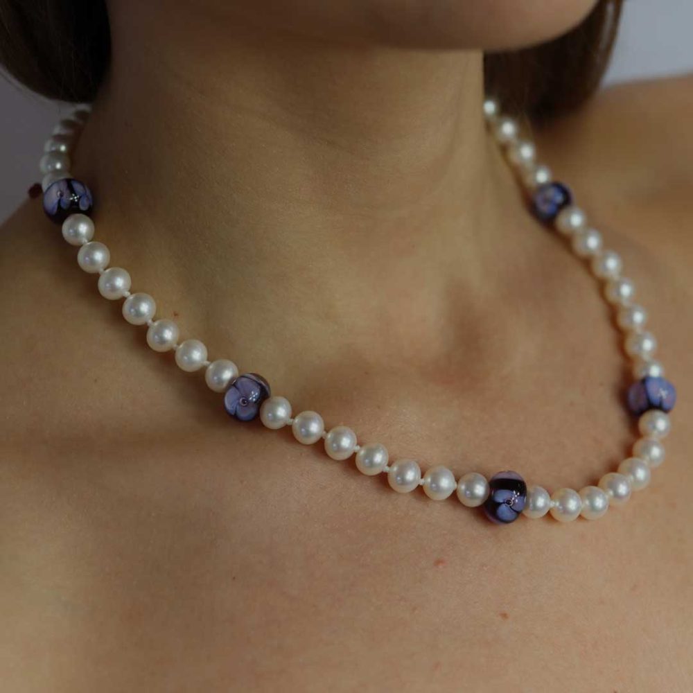 Heidi Glass and Cultured Pearl Necklace By Heidi Kjeldsen Jewellery NL1310 Model 2