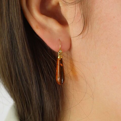 Heidi Kjeldsen Jewellery Amber Earrings ER4767 model1