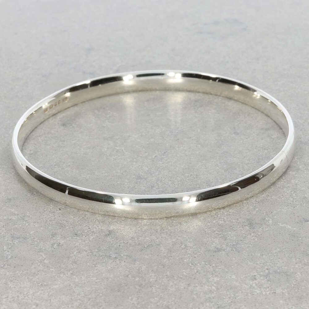 Sara Curved Silver Bangle Heidi Kjeldsen Jewellers BL1407 still