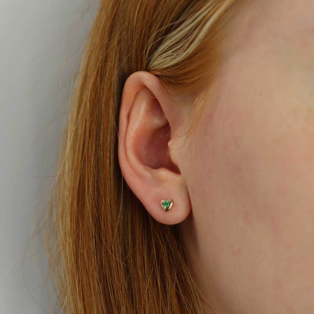 Retrouvai One-Of-A-Kind Heirloom Emerald Heart Studs - Earrings - Broken  English Jewelry – Broken English Jewelry