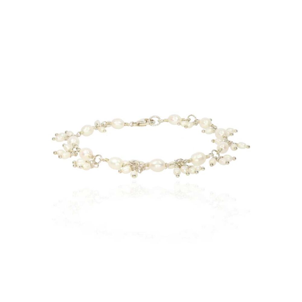 Cultured Pearl and Silver Drop Bracelet Heidi Kjeldsen Jewellery BL4077 white