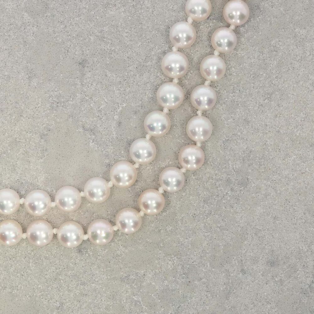 Margit Akoya Pearl 18ct Gold Necklace Heidi Kjeldsen Jewellers NL1206 still