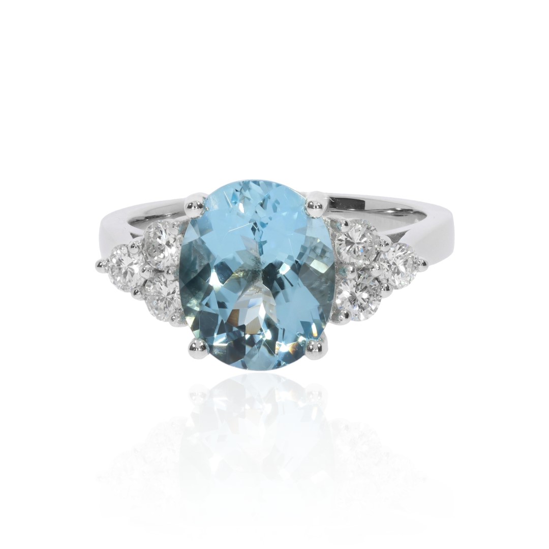 Asta Aquamarine and Diamond Ring