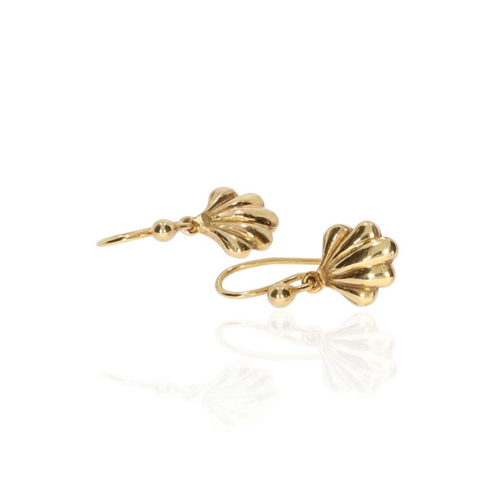 Gold Shell Earrings Heidi Kjeldsen Jewellery ER4784 white1