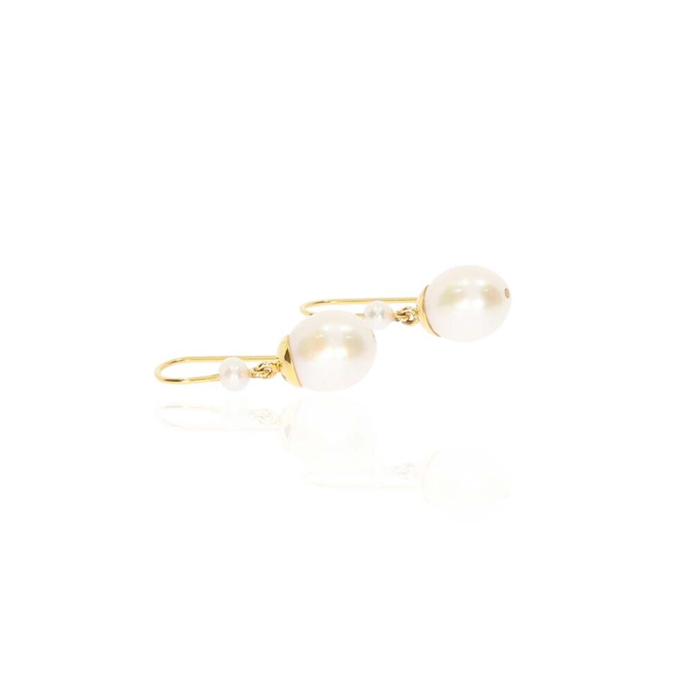 Margit Freshwater Pearl Drop Earrings Heidi Kjeldsen Jewellery ER4685 white