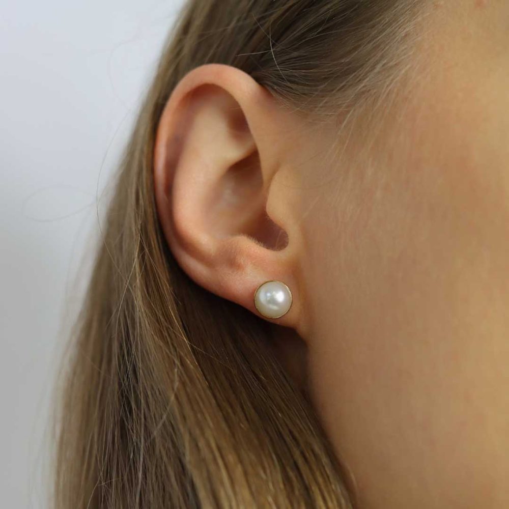 Akoya Cultured Pearl rub-over set earrings by Heidi Kjeldsen Jewellery ER910 MODEL