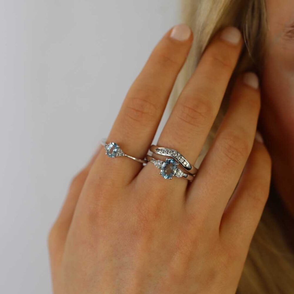 Aquamarine-Diamond-Rings-Diamond-Carved-Ring-Heidi-Kjeldsen-Jewellery-R1823-R1761-R1716-model3