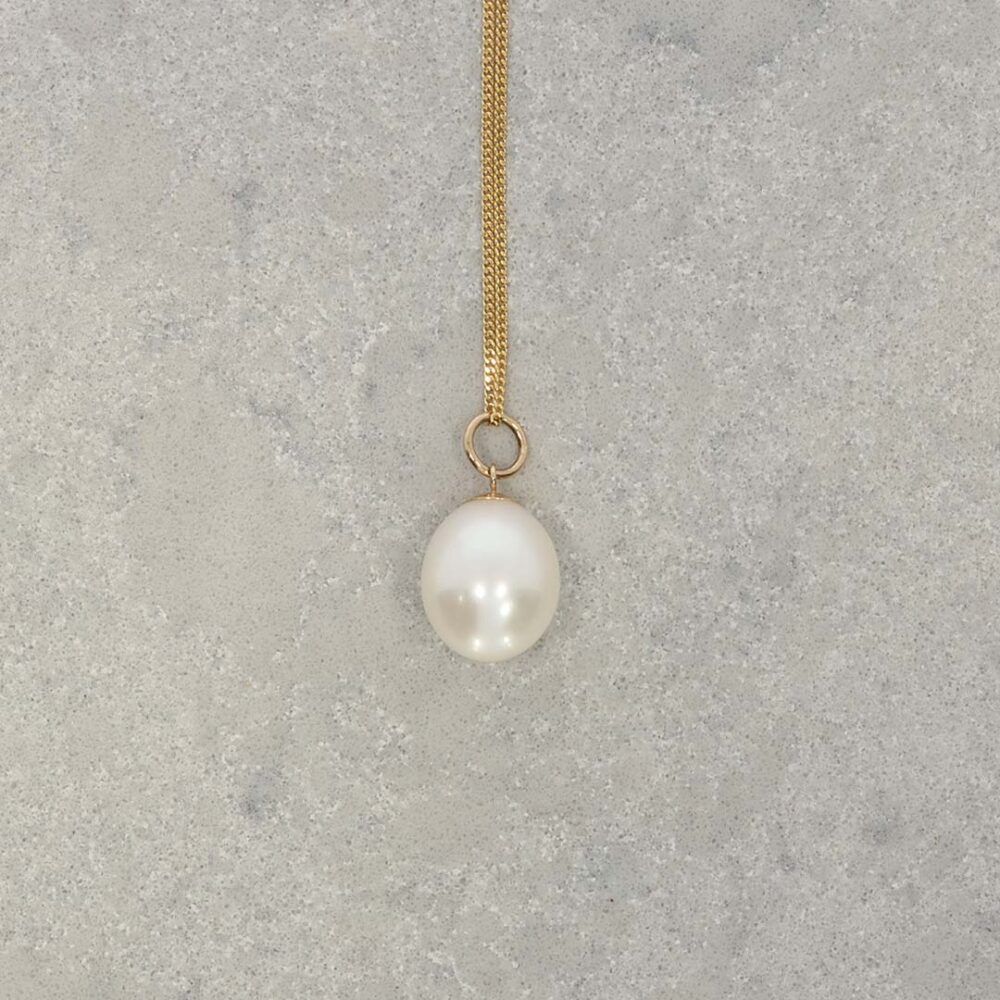 Margit Cultured Pearl Gold Pendant Heidi Kjeldsen Jewellers P1571 still