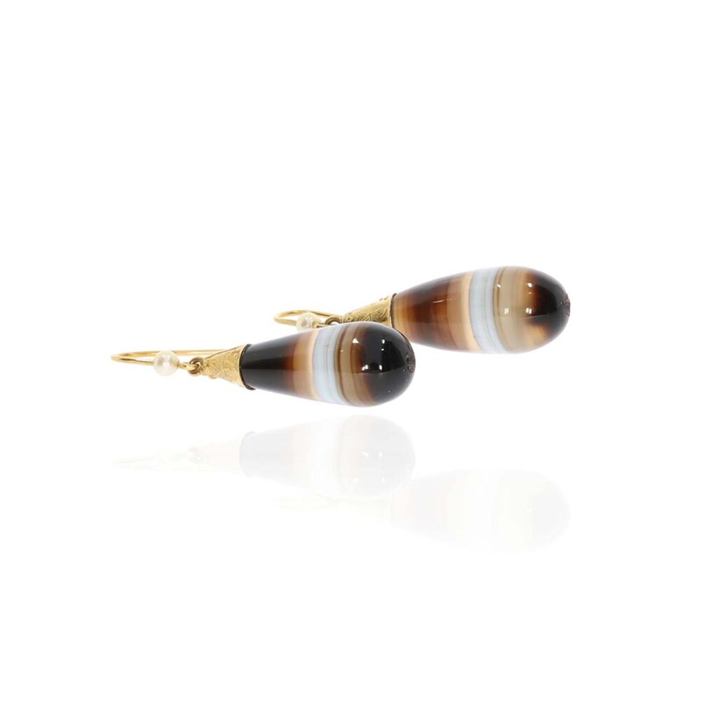 Naja Onyx and Pearl Drop Earrings Heidi Kjeldsen Jewellery ER4831 white1