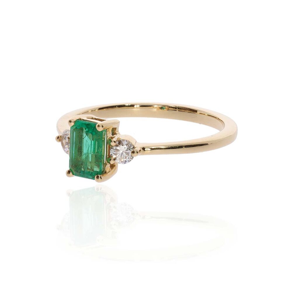 Emerald and Diamond Three stone Ring by Heidi Kjeldsen Jewellery, Jette Collection R1819 side