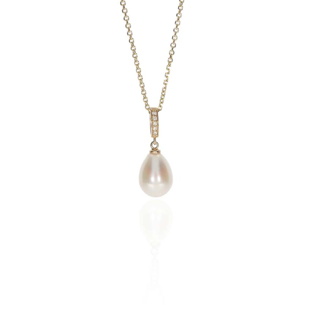 Cultured Pearl and Diamond Pendant Heidi Kjeldsen Jewellery P1558 front