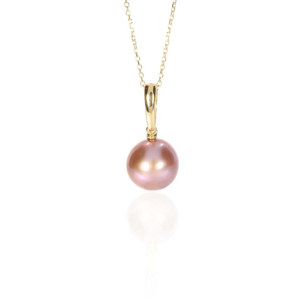 Alma Pink Cultured Pearl And Gold Pendant Heidi Kjeldsen Jewellery P1635 hanging