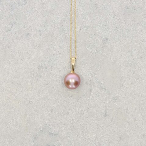 Alma Pink Cultured Pearl And Gold Pendant Heidi Kjeldsen Jewellery P1635 still1