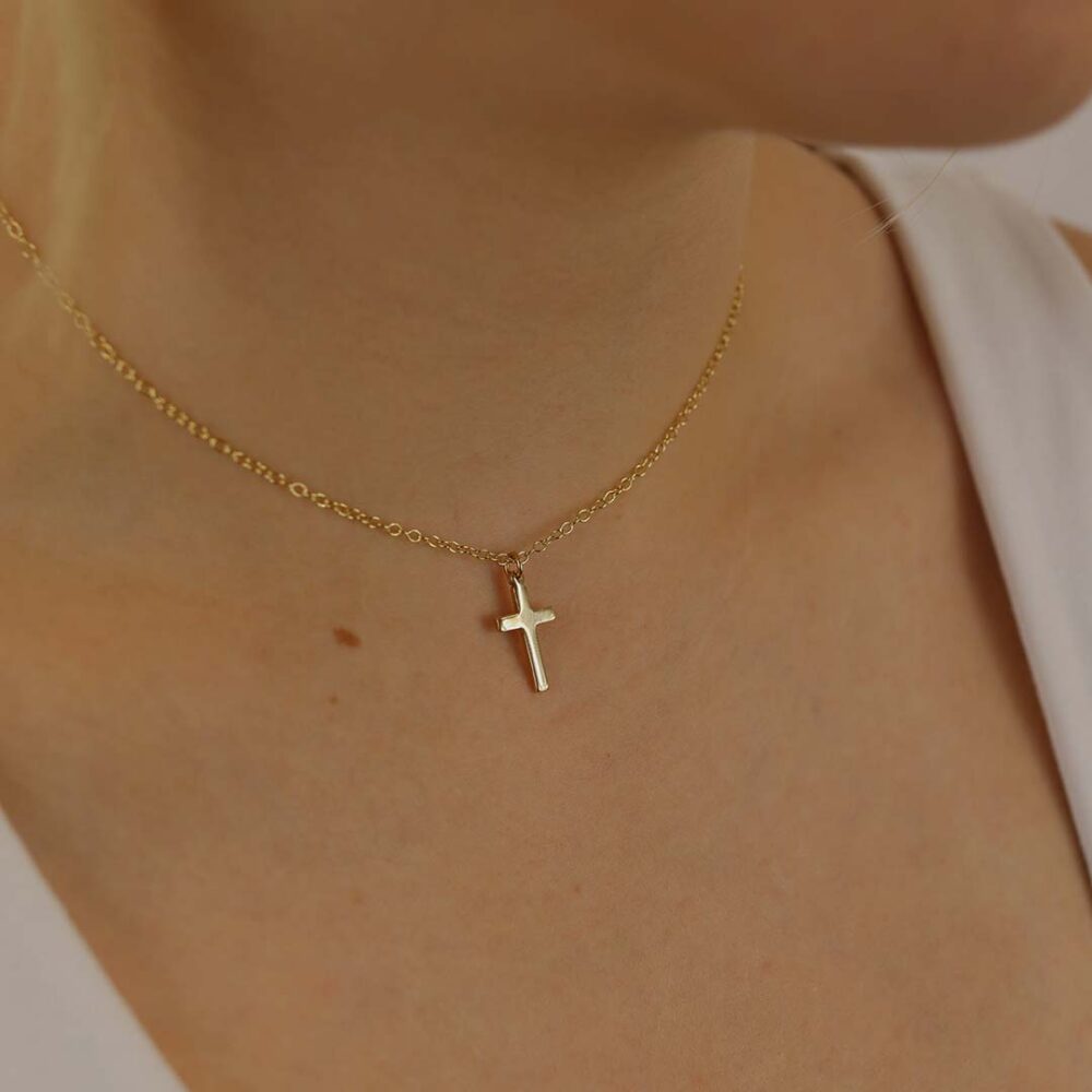 Eliza Small Gold Cross Heidi Kjeldsen Jewellers P1309