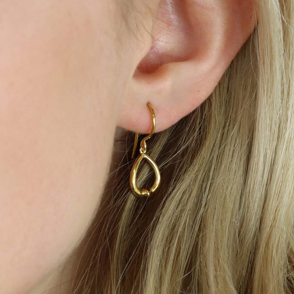 Eliza Kiss Drop Earrings Heidi Kjeldsen Jewellery ER4993 model