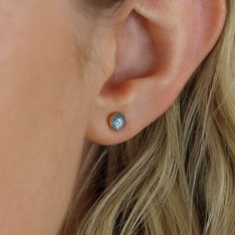 Naja Blue Tourmaline Earstuds Heidi Kjeldsen Jewellery ER4945 model