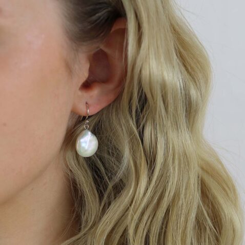 Margit Coin Pearl Earrings Heidi Kjeldsen Jewellery ER5020 model
