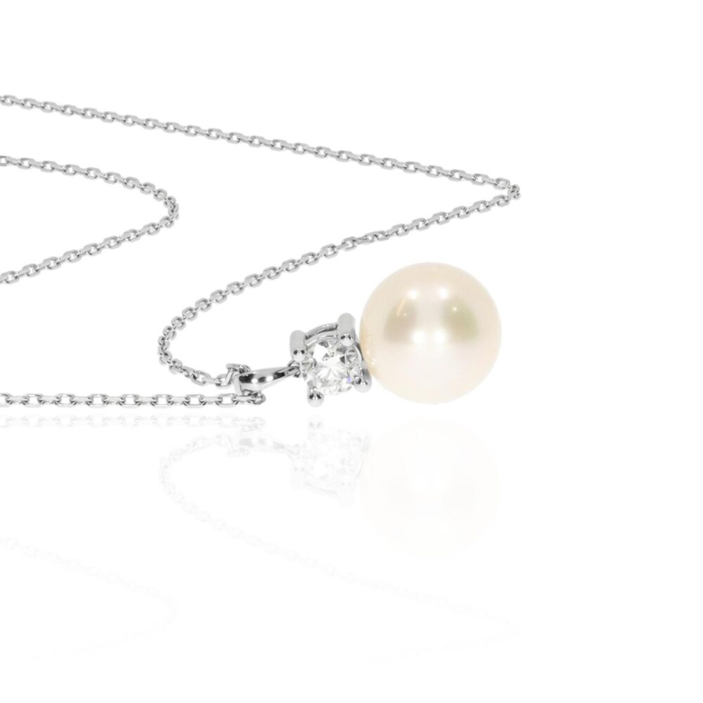 Margit Cultured Pearl and Diamond pendant Heidi Kjeldsen Jewellery P1530 flat