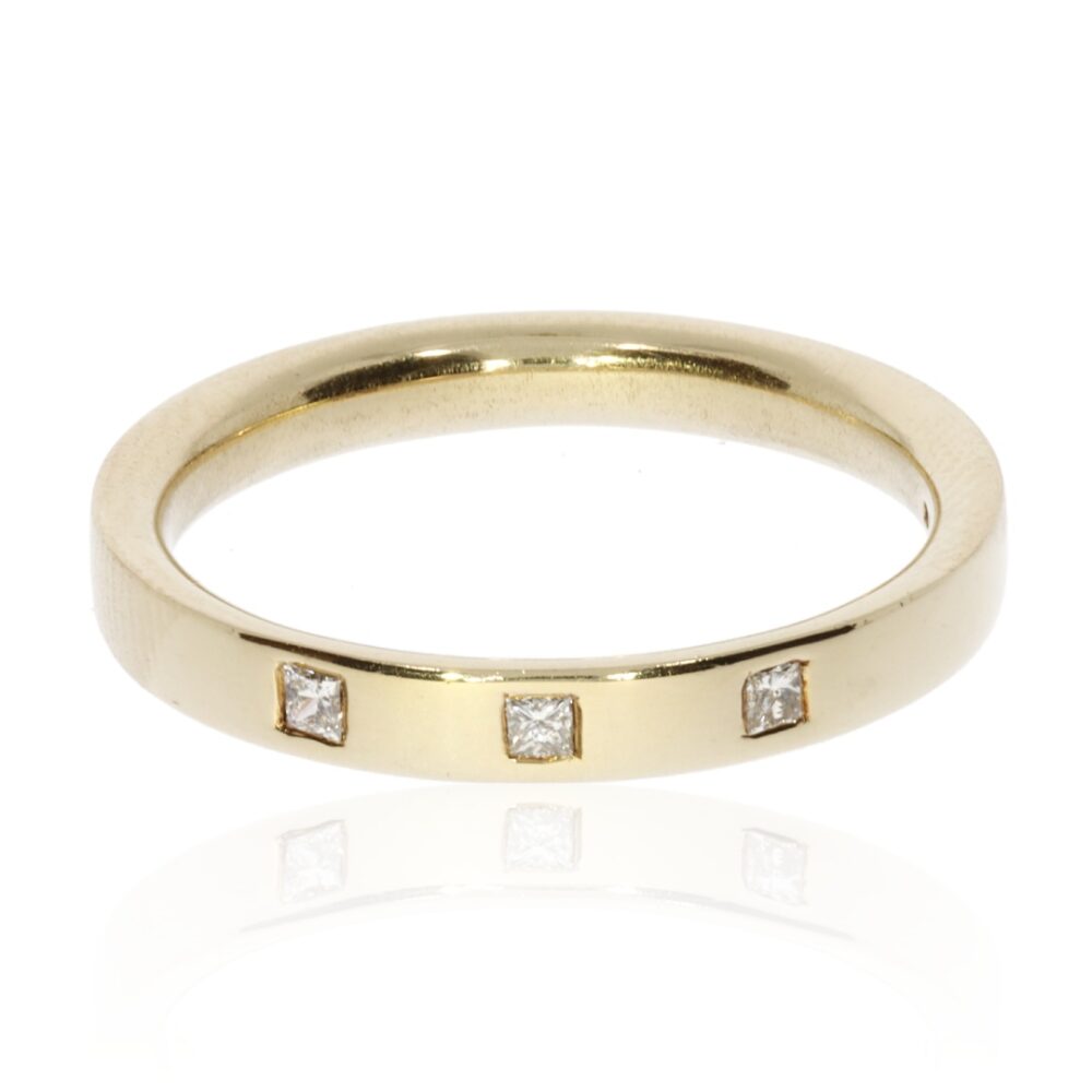 Sofia princess cut diamond and gold ring by heidi kjeldsen jewellery r1024 front