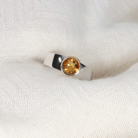 Dorit Citrine Gold Silver Ring Heidi Kjeldsen Jewellery R4959 still