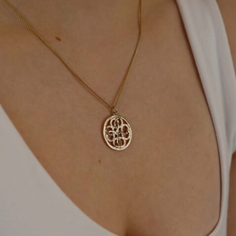 Tove Large Love Knot Gold Pendant Heidi Kjeldsen Jewelelrs P1673