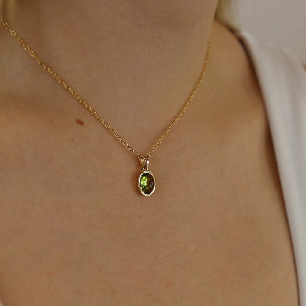 Nanna Peridot Cabochon Yellow Gold Pendant Heidi Kjeldsen Jewellers P1692