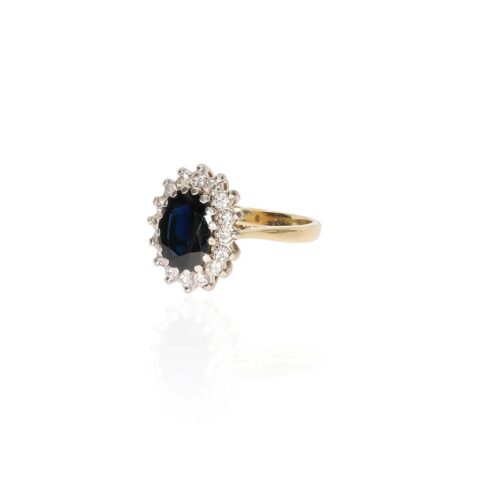 PLR0002 Preloved Sapphire Diamond Cluster Ring Heidi Kjeldsen Ltd white1