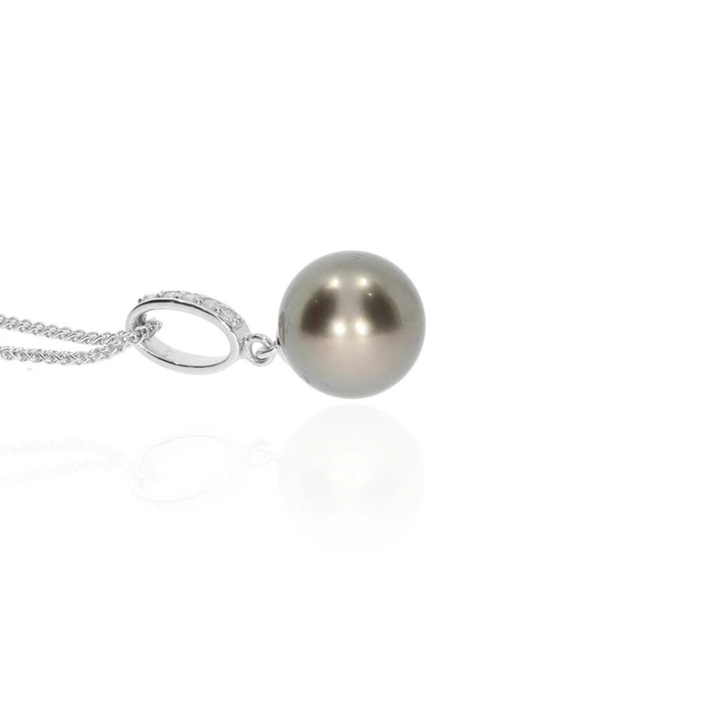 Grete Heidi Kjeldsen Jewellery tahitian Pearl and Diamond Pendant P1554 white1