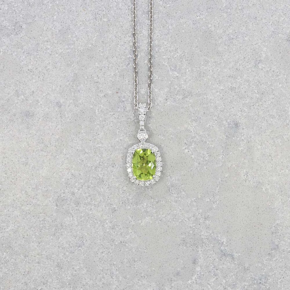 Nanna Peridot Emerald Diamond Pendant Heidi Kjeldsen Jewellery P1724 still