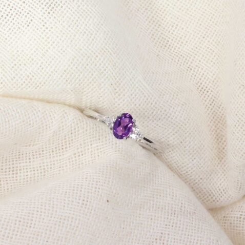 Viola Amethyst White Topaz Silver Ring Heidi Kjeldsen Jewellery R1848 R5018 still