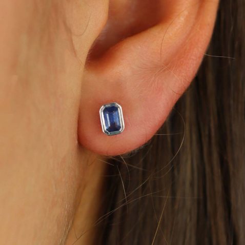 Sara Blue Sapphire Earrings Heidi Kjeldsen Jewellers ER6009 (2)