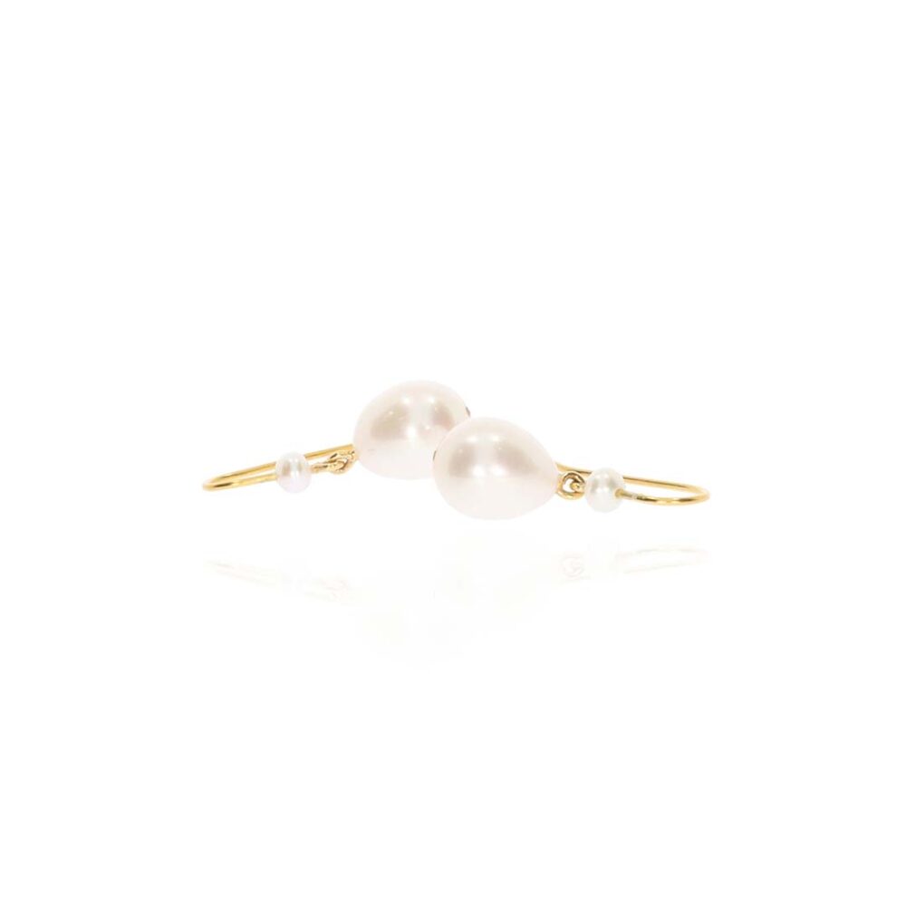Margit Cultured Pearl Drop Earrings Heidi Kjeldsen Jewellers ER5126 white