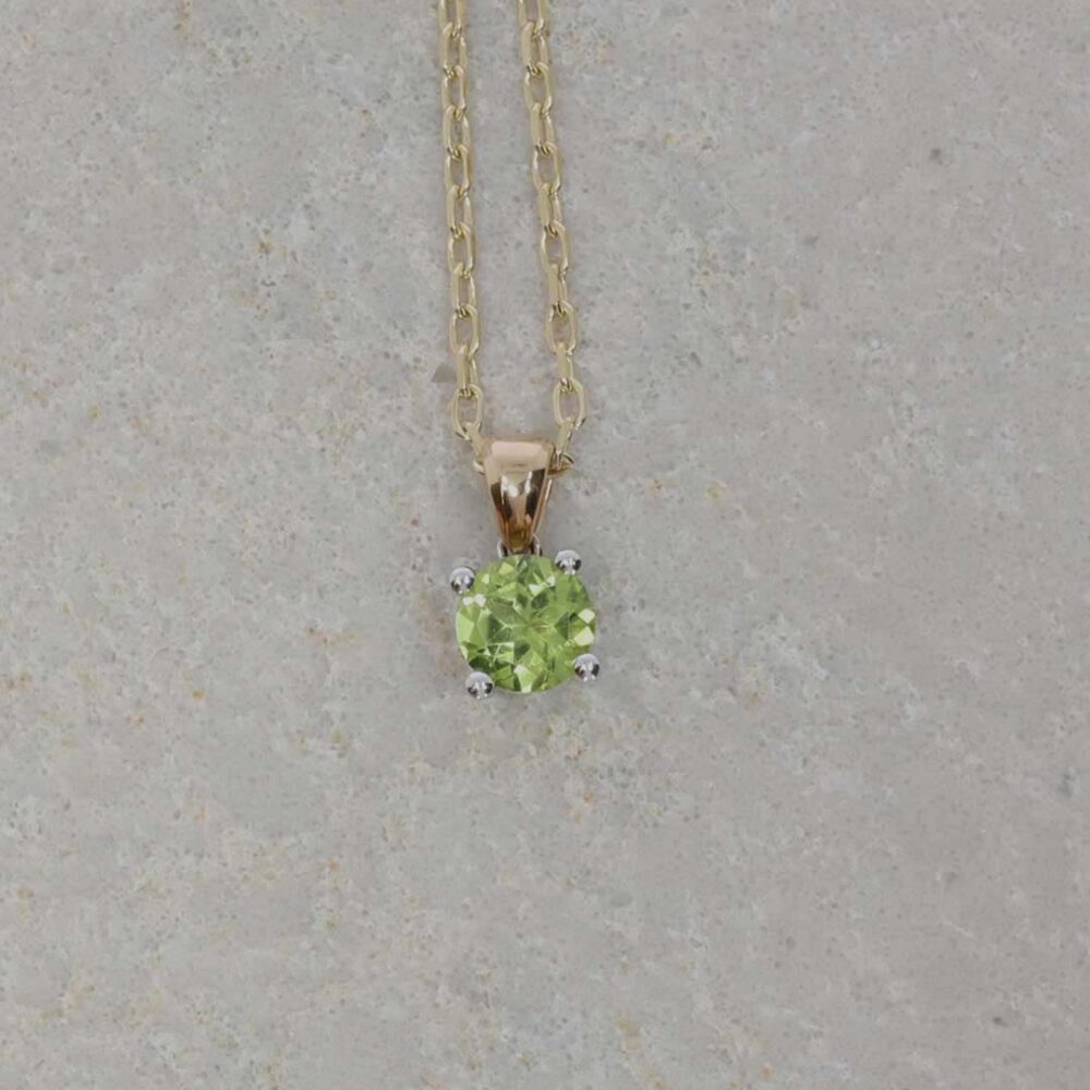 Nanna Peridot White Yellow Gold Pendant Heidi Kjeldsen Jewellery P1081 still