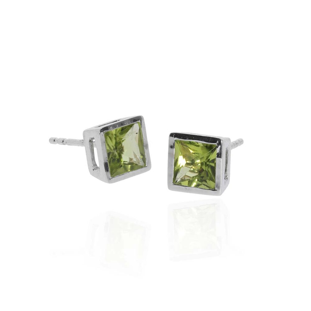 Nanna Peridot and White Gold Rubover Set Earrings Heidi Kjeldsen Jewellery ER6034 white1