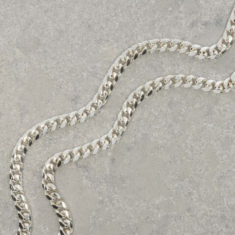 Helle Close Curb Silver Chain Heidi Kjeldsen Jewellery SILCC16 still