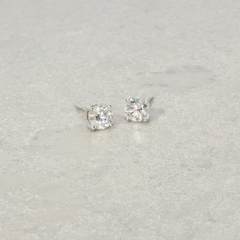 Hanne Diamond 0.80cts Earstuds Heidi Kjeldsen Jewellers ER6070 still