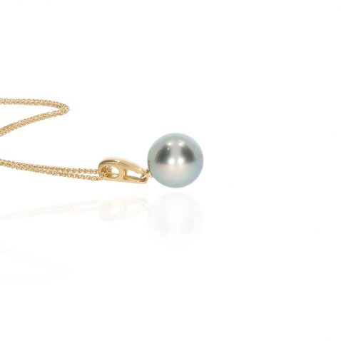 Grete Tatithan Pearl Gold Pendant Heidi Kjeldsen Jewellery P1758 white