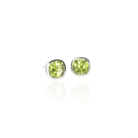 Nanna Peridot Cushion Earrings Heidi Kjeldsen Jewllery ER6030 still