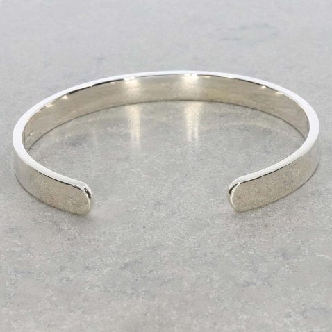 Helle Torque Silver Bangle Heidi Kjeldsen Jewellers BL4141 still