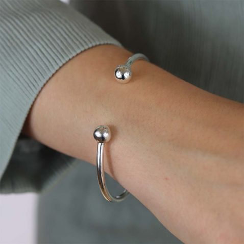 Viola Silver Torque Bangle Heidi Kjeldsen Jewellers BL4179